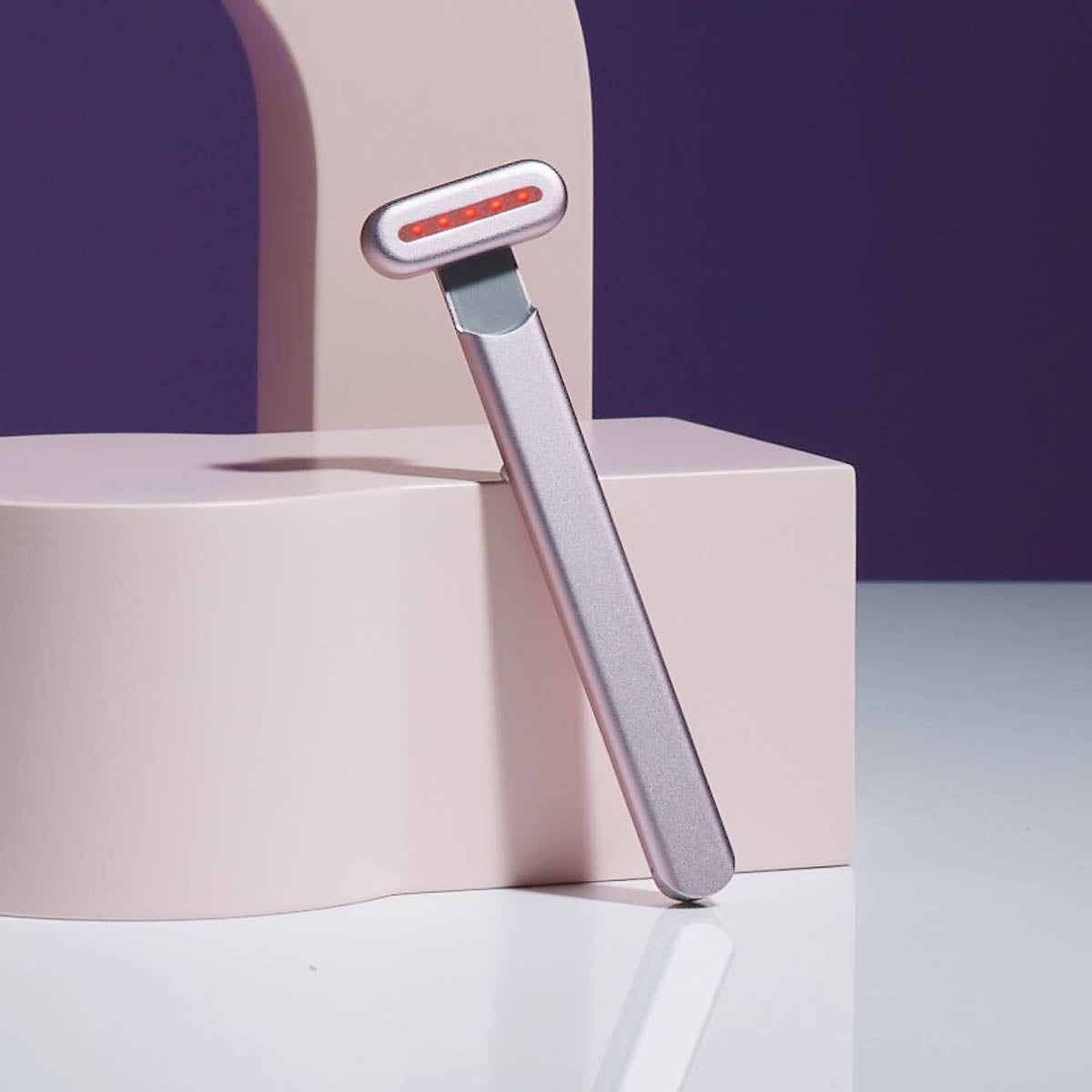 Varinha Facial 4 em 1 LED Vermelho + EMS — Lifting e Massagem